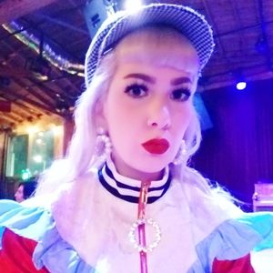 Meet your Posher, Koalani